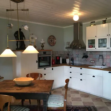 Perle Apartment *